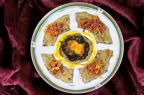 طرز تهیه آش ماست شیرازی ، با فوت وفن یکی از خوشمزه ترین آش ها آشنا شوید