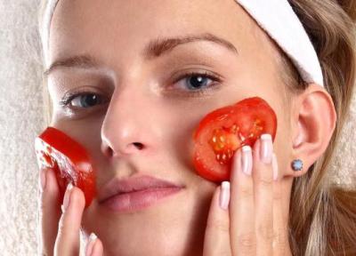 10 مورد از موثرترین خواص ماسک گوجه فرنگی برای پوست